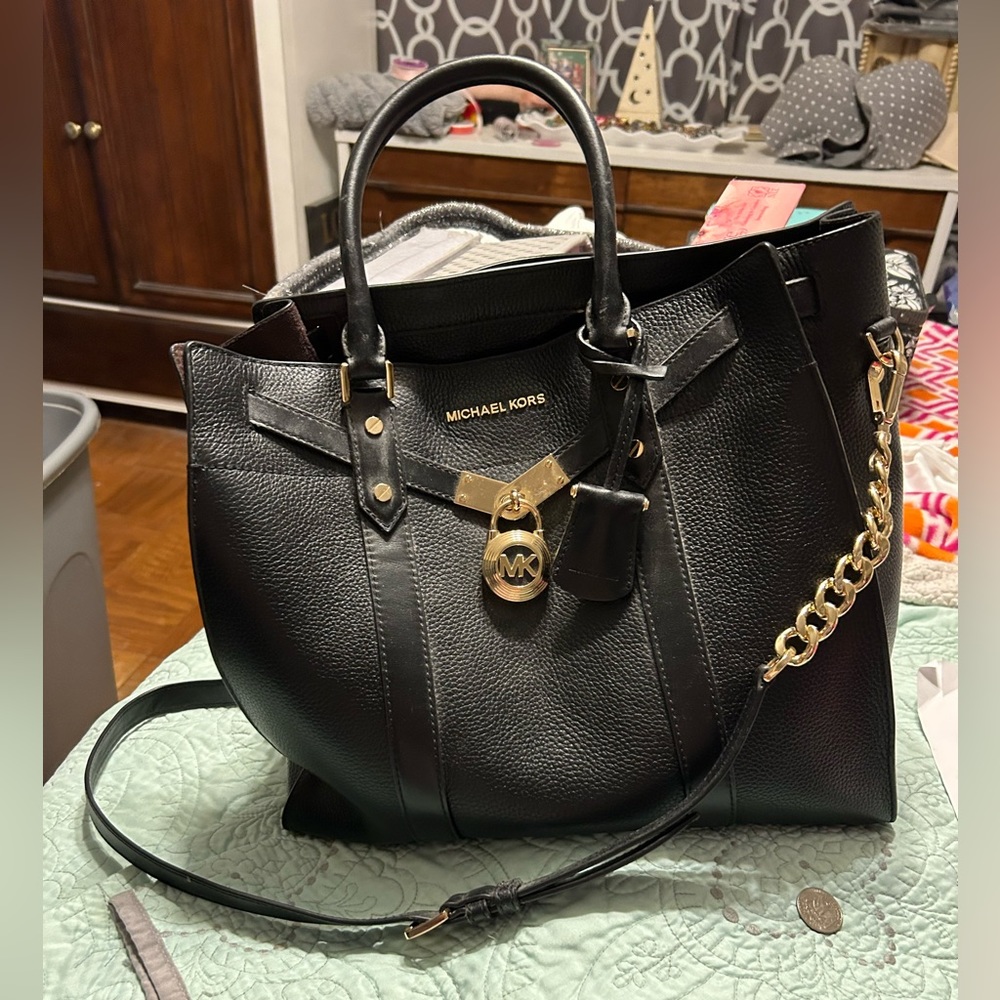 Large tote - Picture 2 of 4